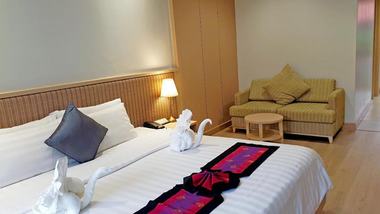 Art Patong Residence Пхукет Экстерьер фото