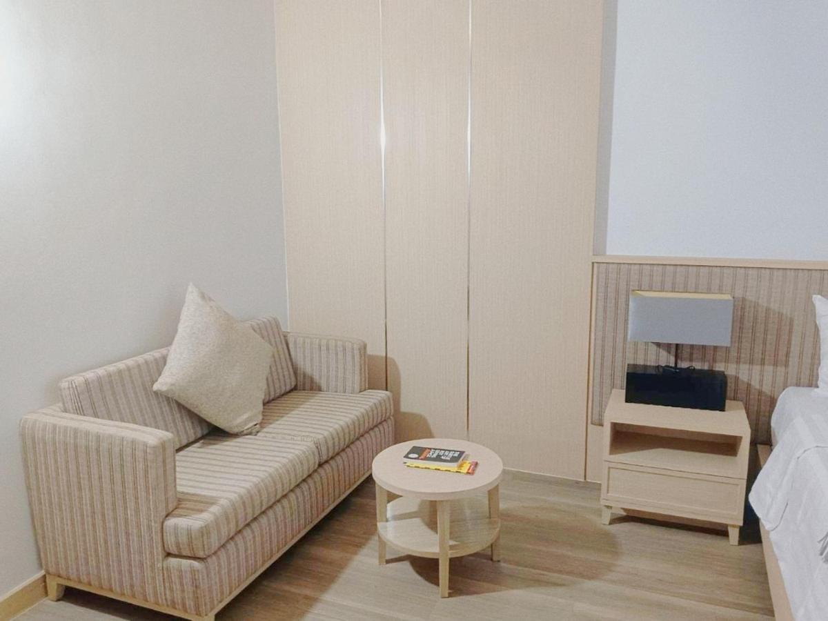 Art Patong Residence Пхукет Экстерьер фото