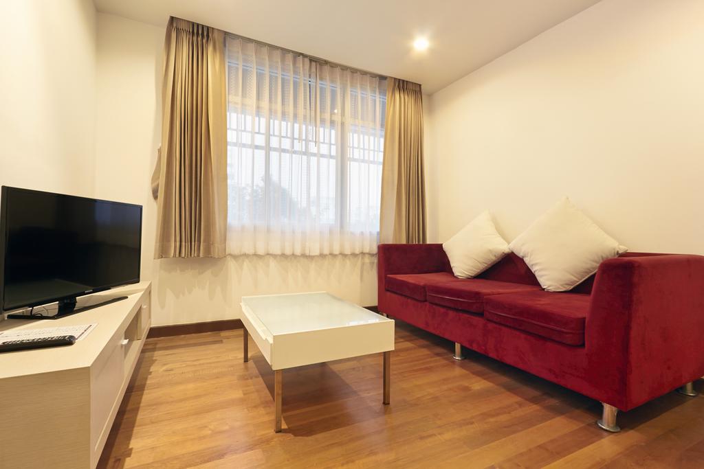 Art Patong Residence Пхукет Экстерьер фото