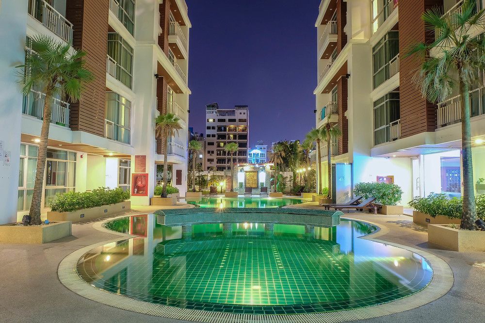 Art Patong Residence Пхукет Экстерьер фото