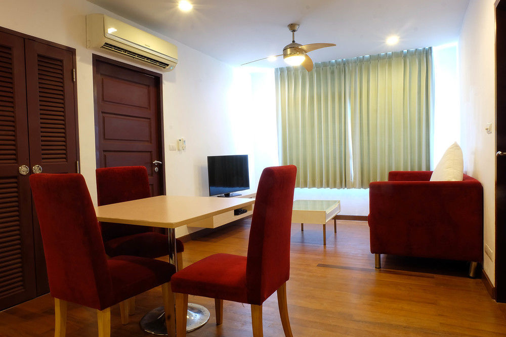 Art Patong Residence Пхукет Экстерьер фото